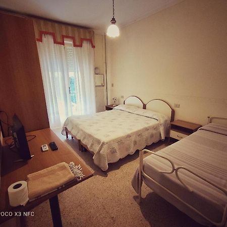Hotel Delhy Viareggio Extérieur photo