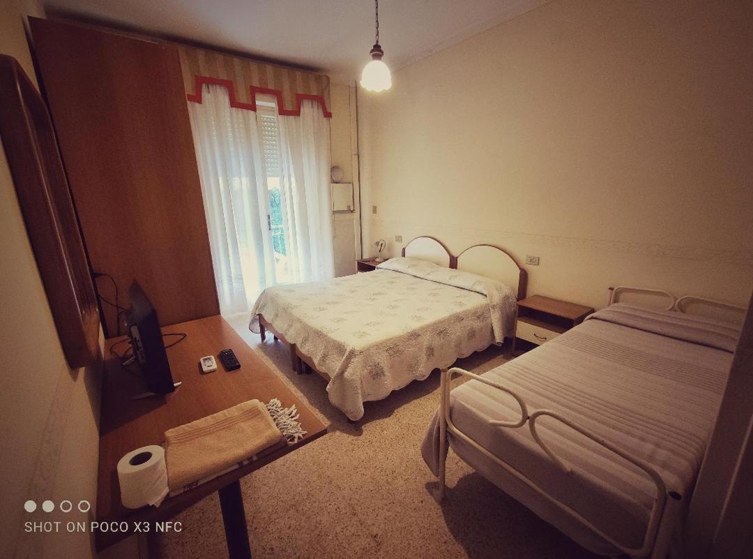 Hotel Delhy Viareggio Extérieur photo