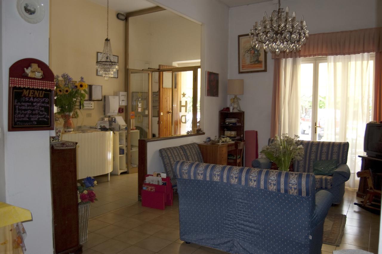 Hotel Delhy Viareggio Extérieur photo